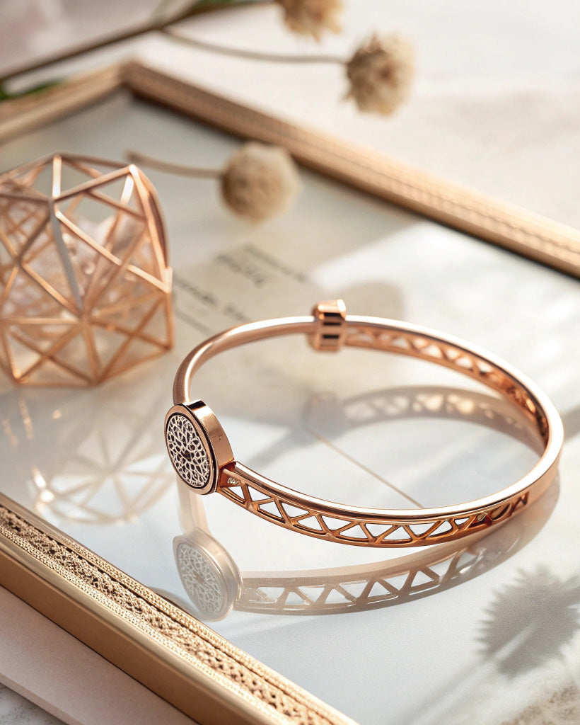 BANGLE & BRACELETS